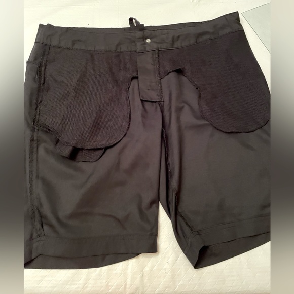 Magellan Outdoor large black walking short. Light weight fabric. Inseam 10.5”. - Picture 8 of 8